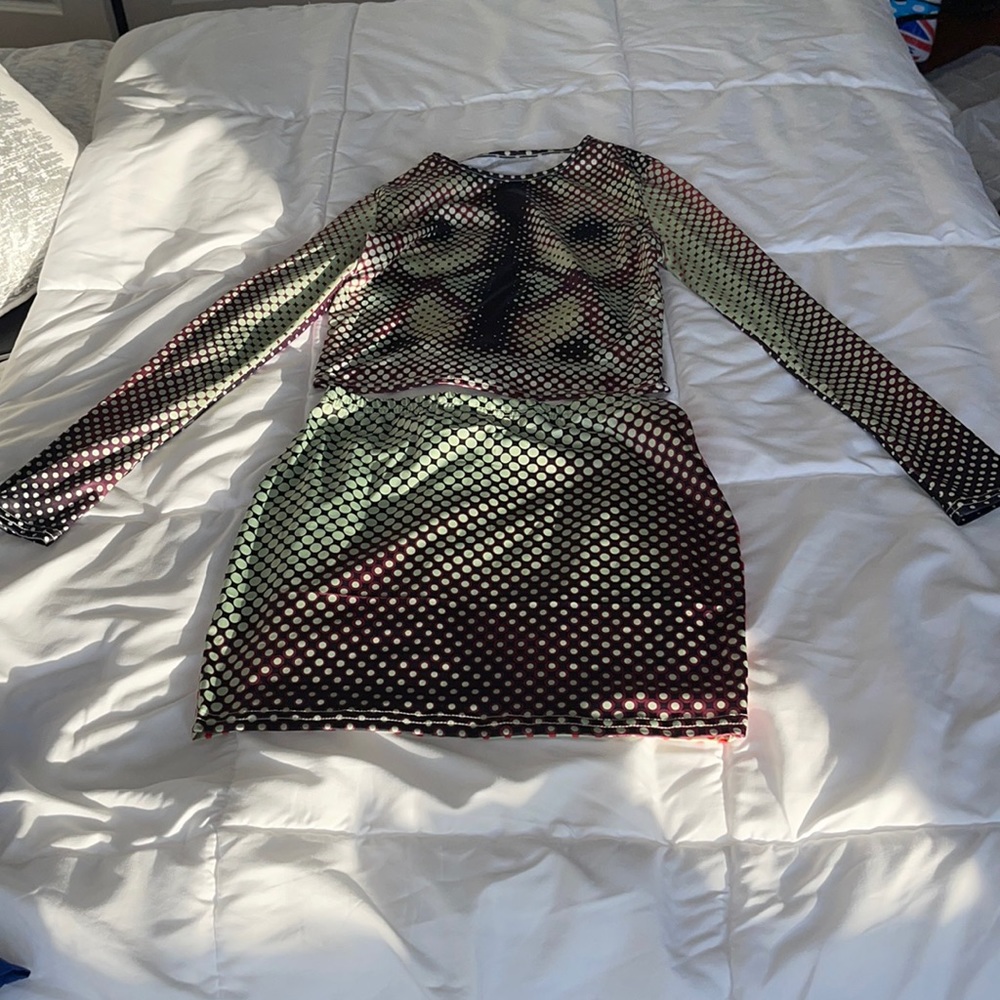 2 piece shirt and shirt size L